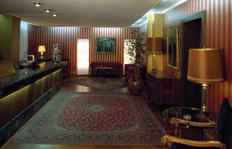 Stadt-Gut-Hotel Bogota Берлин Екстериор снимка